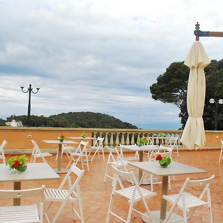Hotel La Vedetta Livorno Dış mekan fotoğraf