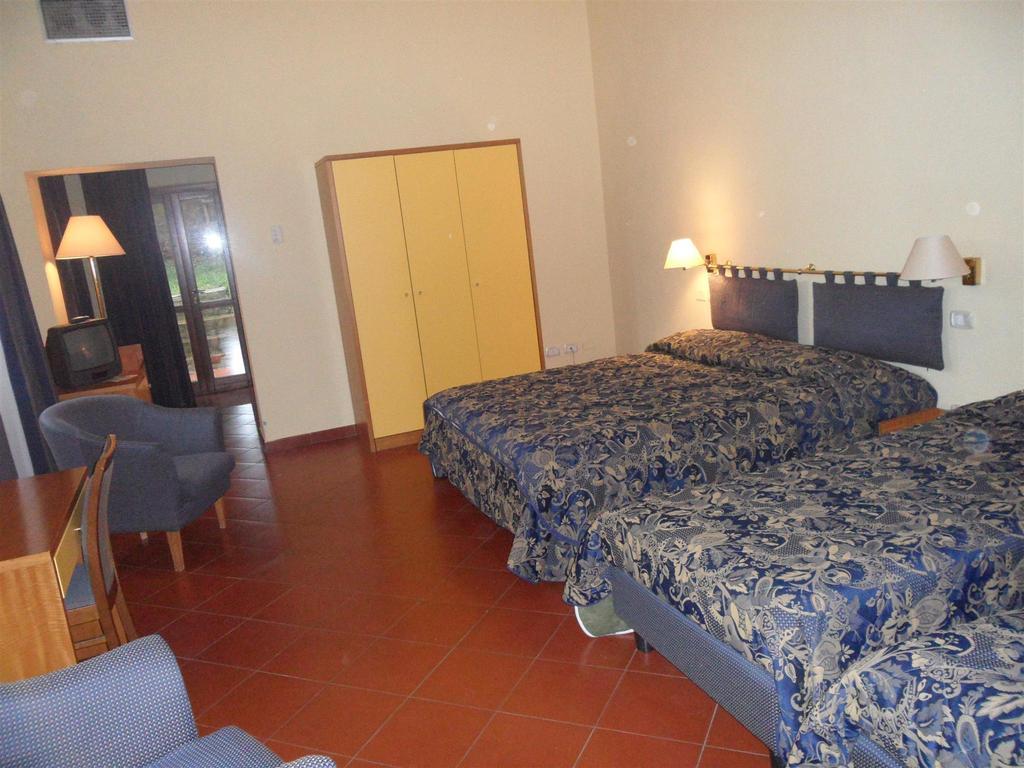 Hotel La Vedetta Livorno Dış mekan fotoğraf