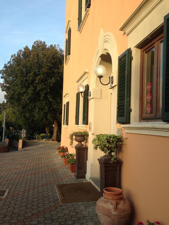 Hotel La Vedetta Livorno Dış mekan fotoğraf