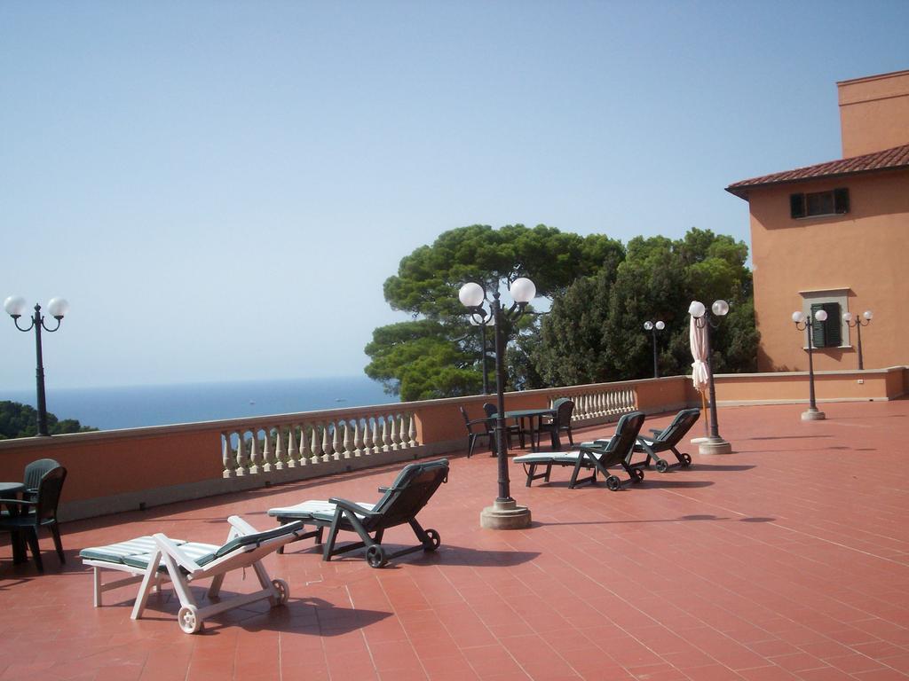 Hotel La Vedetta Livorno Dış mekan fotoğraf