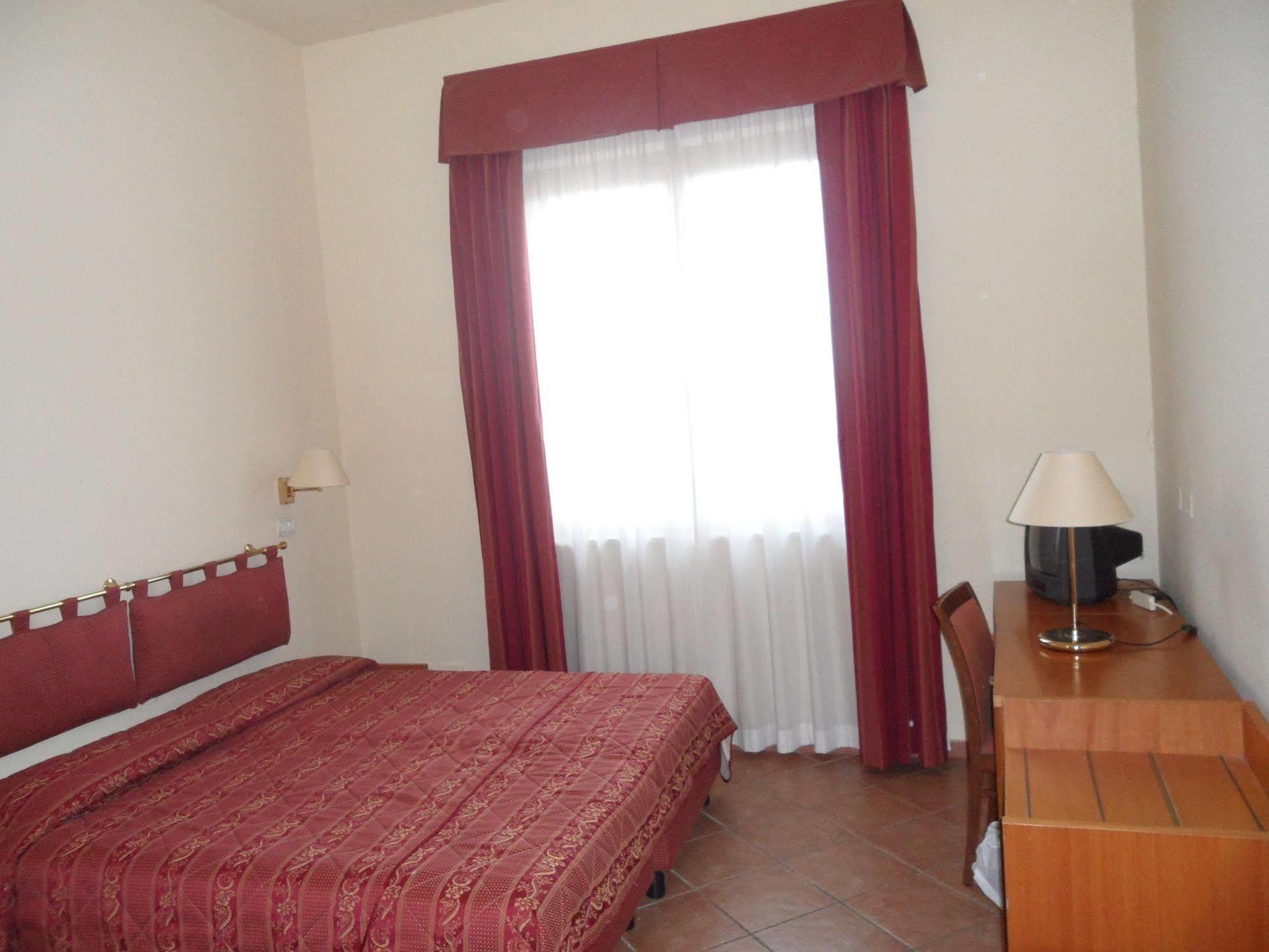 Hotel La Vedetta Livorno Dış mekan fotoğraf