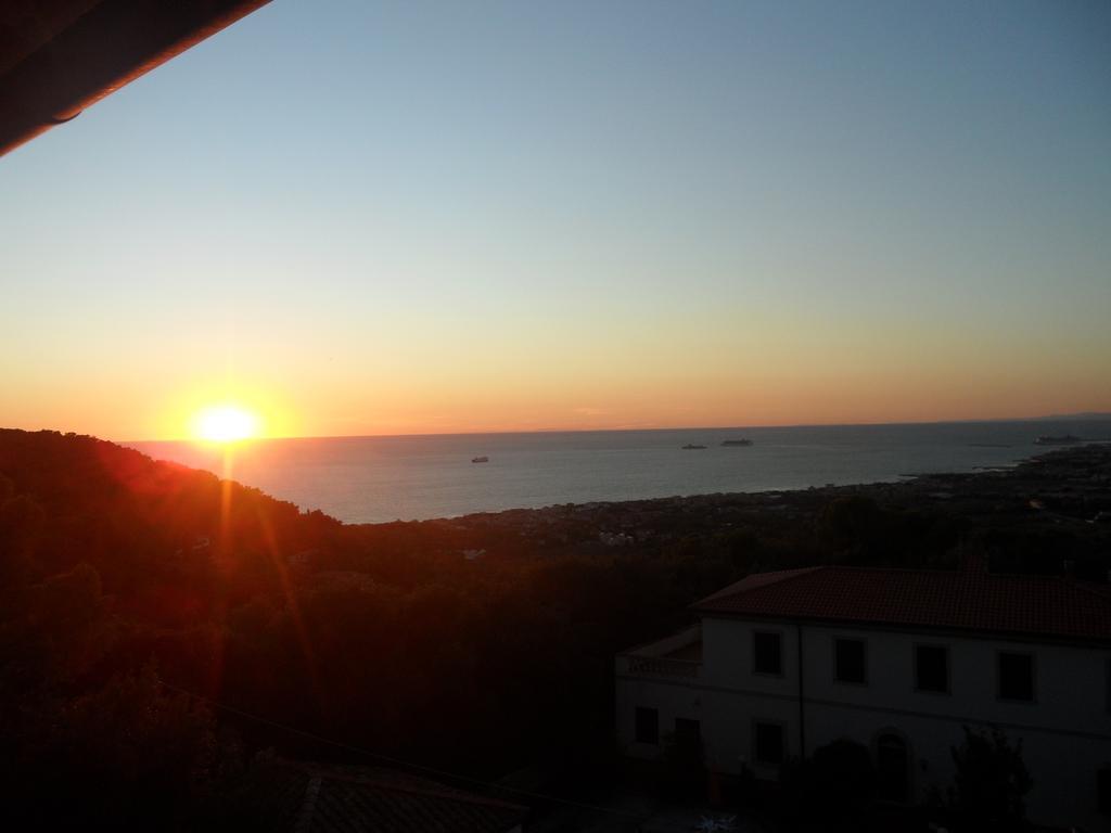 Hotel La Vedetta Livorno Dış mekan fotoğraf